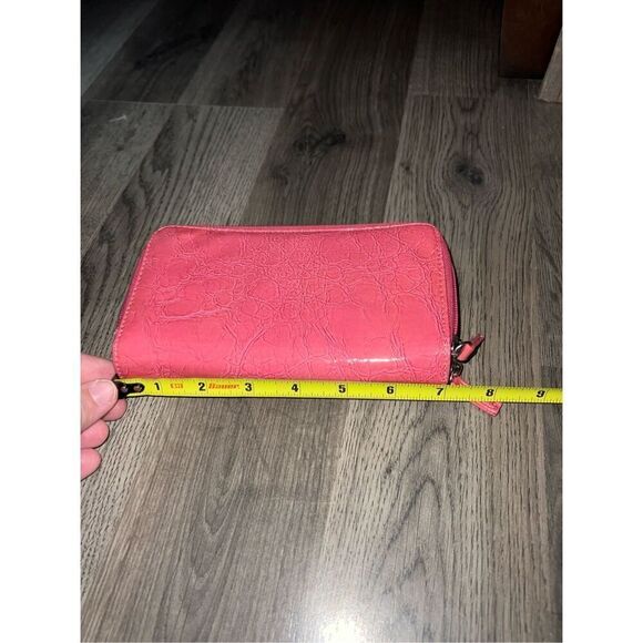 Pink Woman’s Zip Around Wallet - Picture 12 of 13